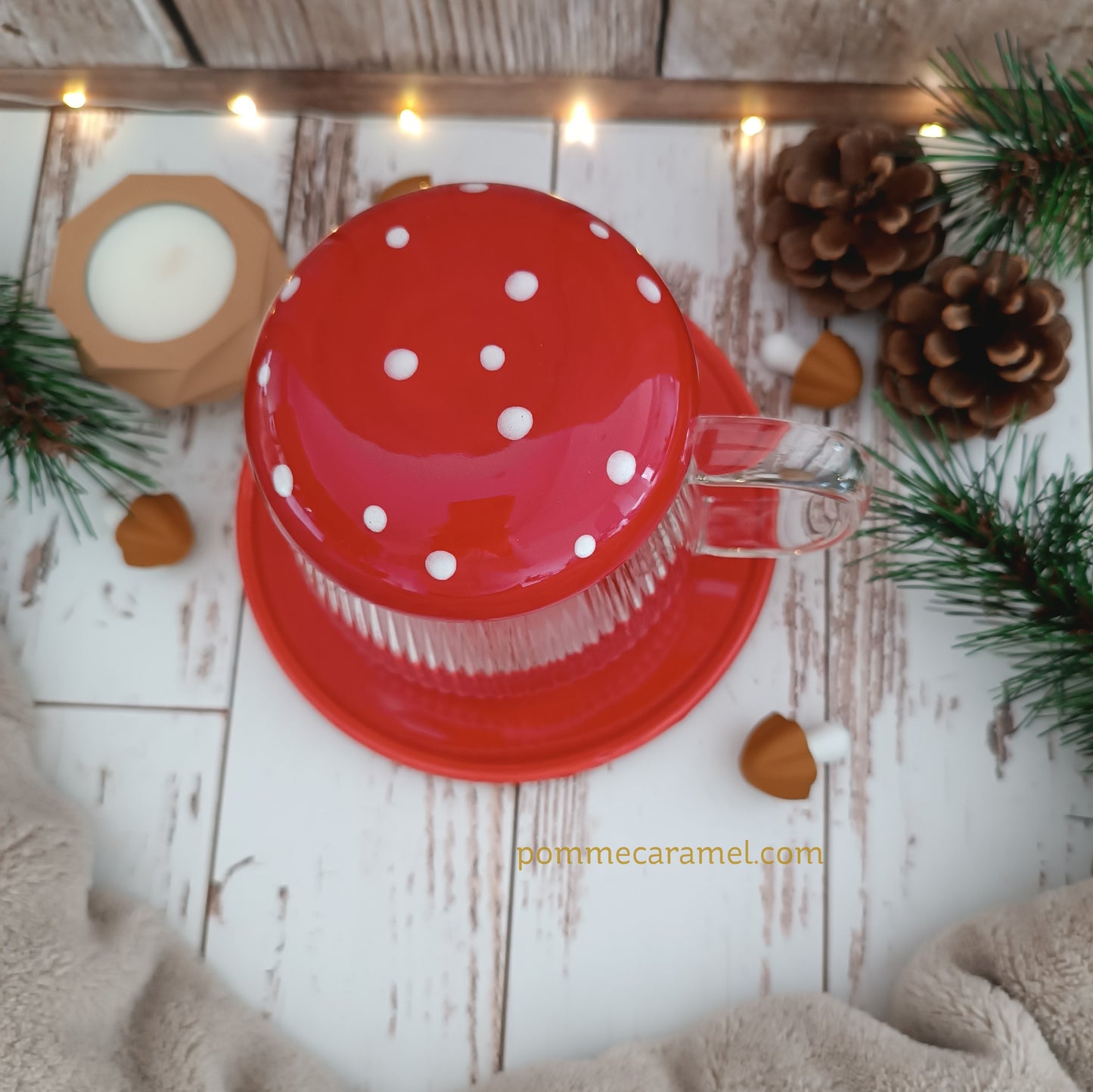 Tasse en Verre et Soucoupe Rouge Champignon Something Different Wholesale