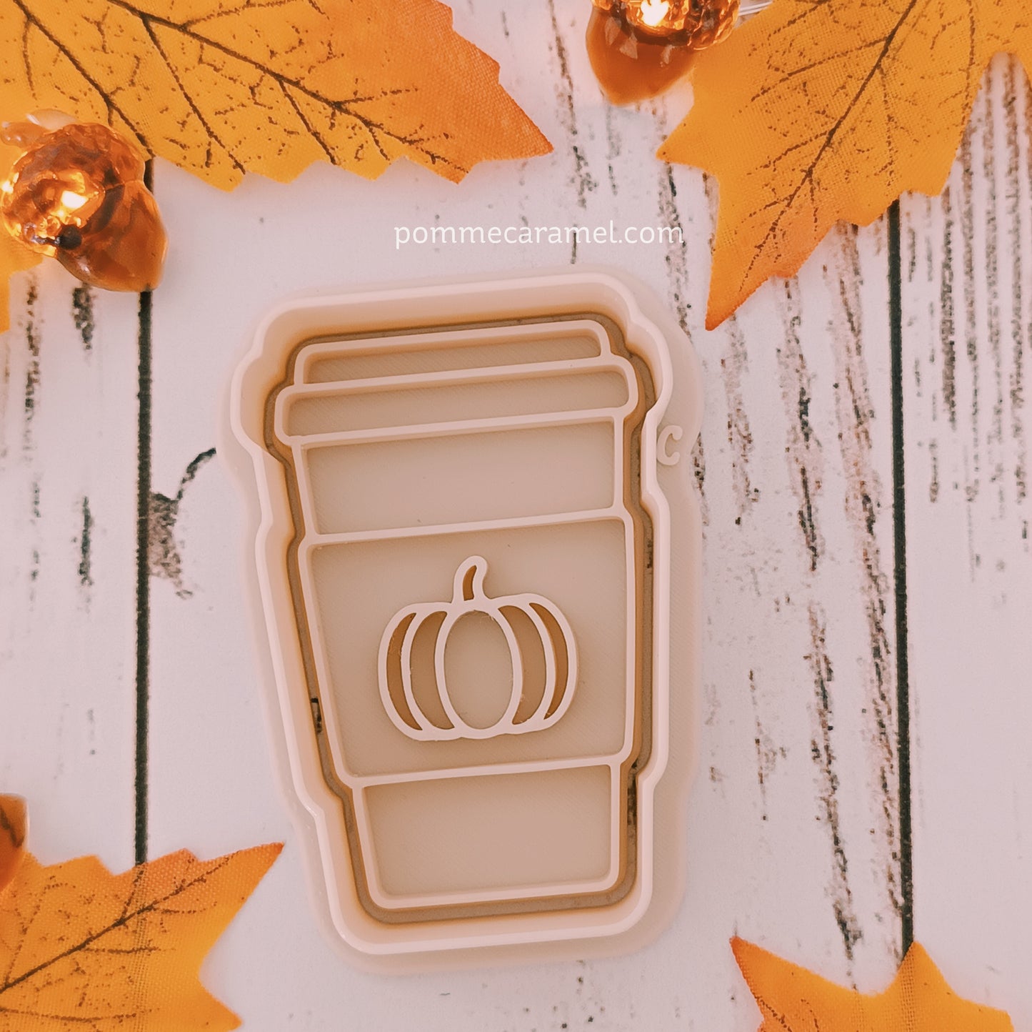 Emporte-Pièce Tampon Mug Citrouille Beige Pantone