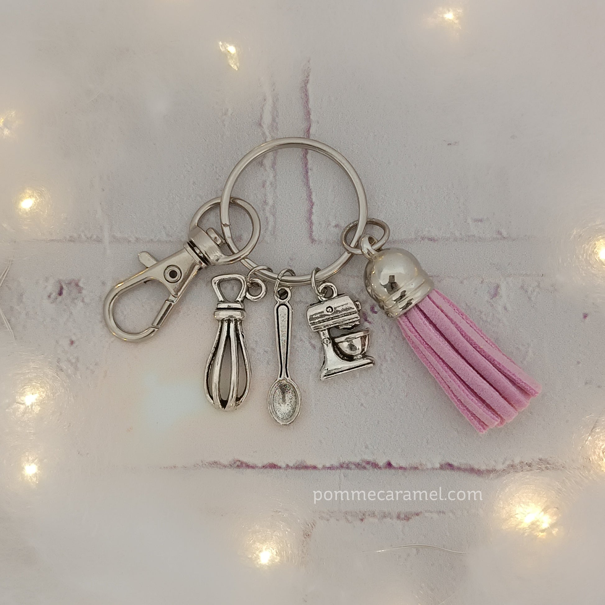 Porte Clés Breloques - Argent Antique - Pâtisserie Couleurs Halloween Pomme Caramel