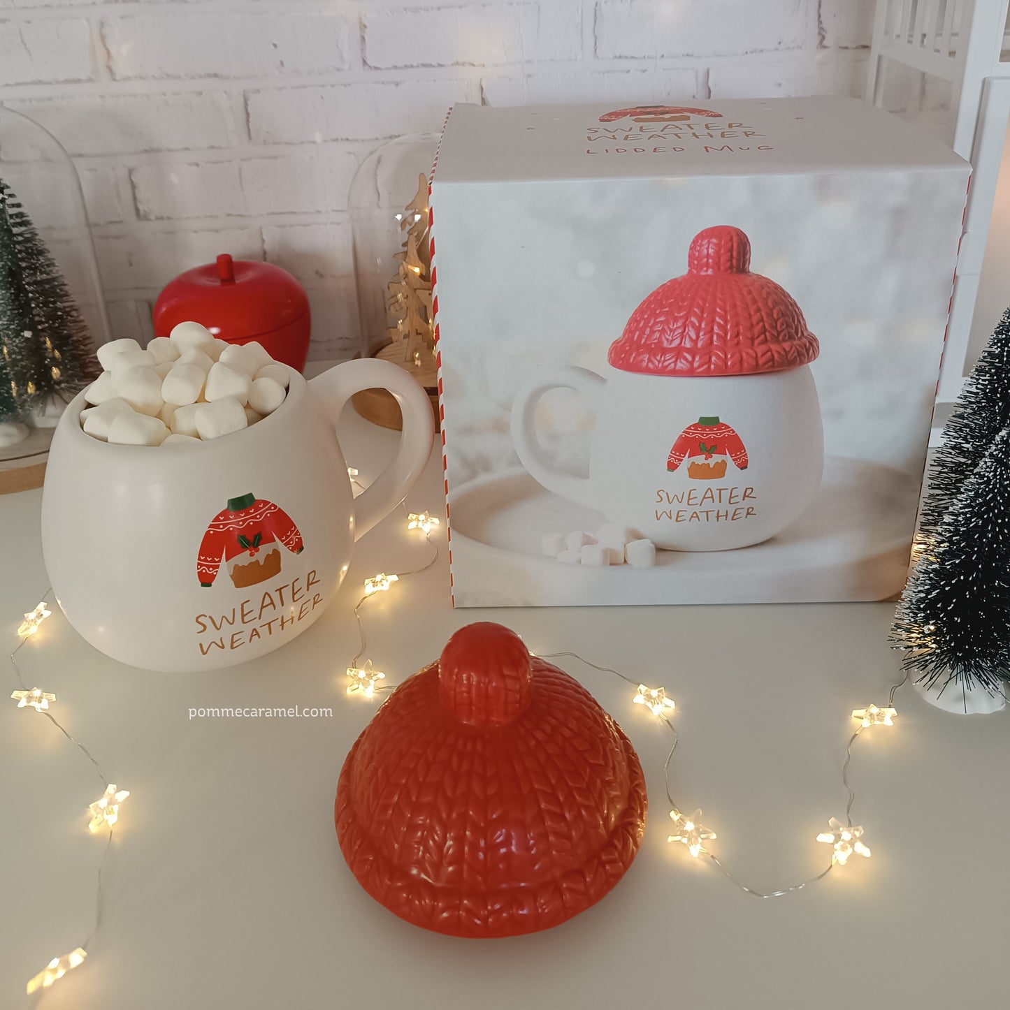 Mug pull et bonnet de Noël Something Different Wholesale