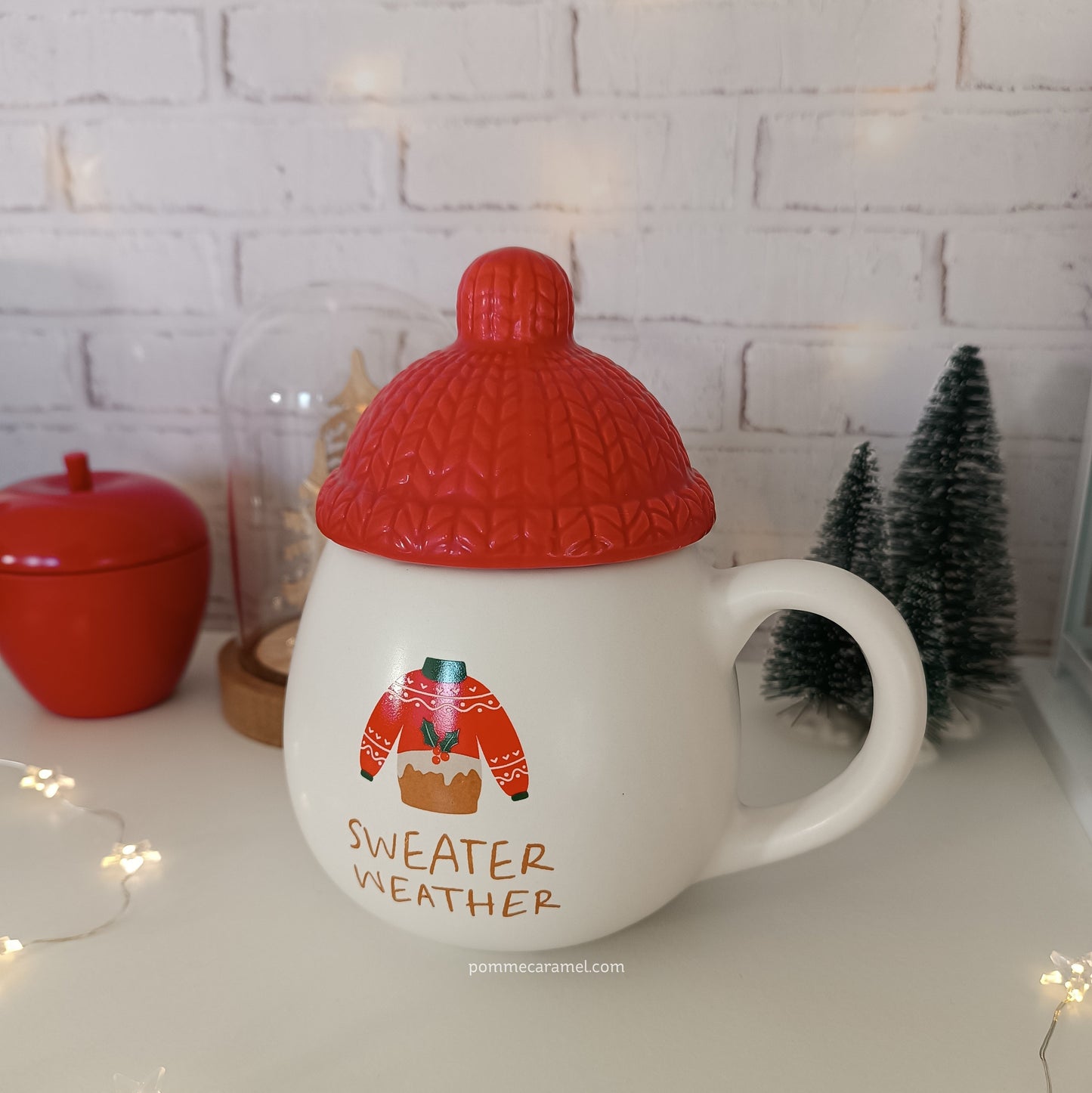 Mug pull et bonnet de Noël Something Different Wholesale