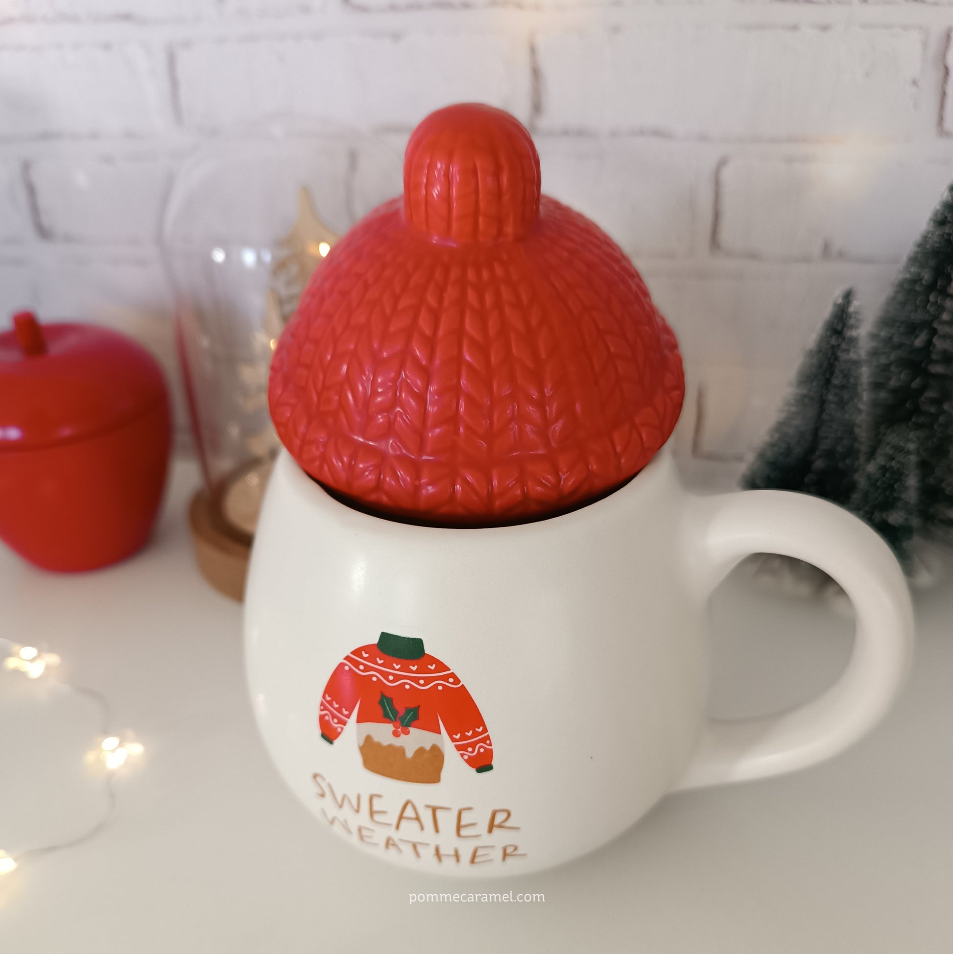 Mug pull et bonnet de Noël Something Different Wholesale