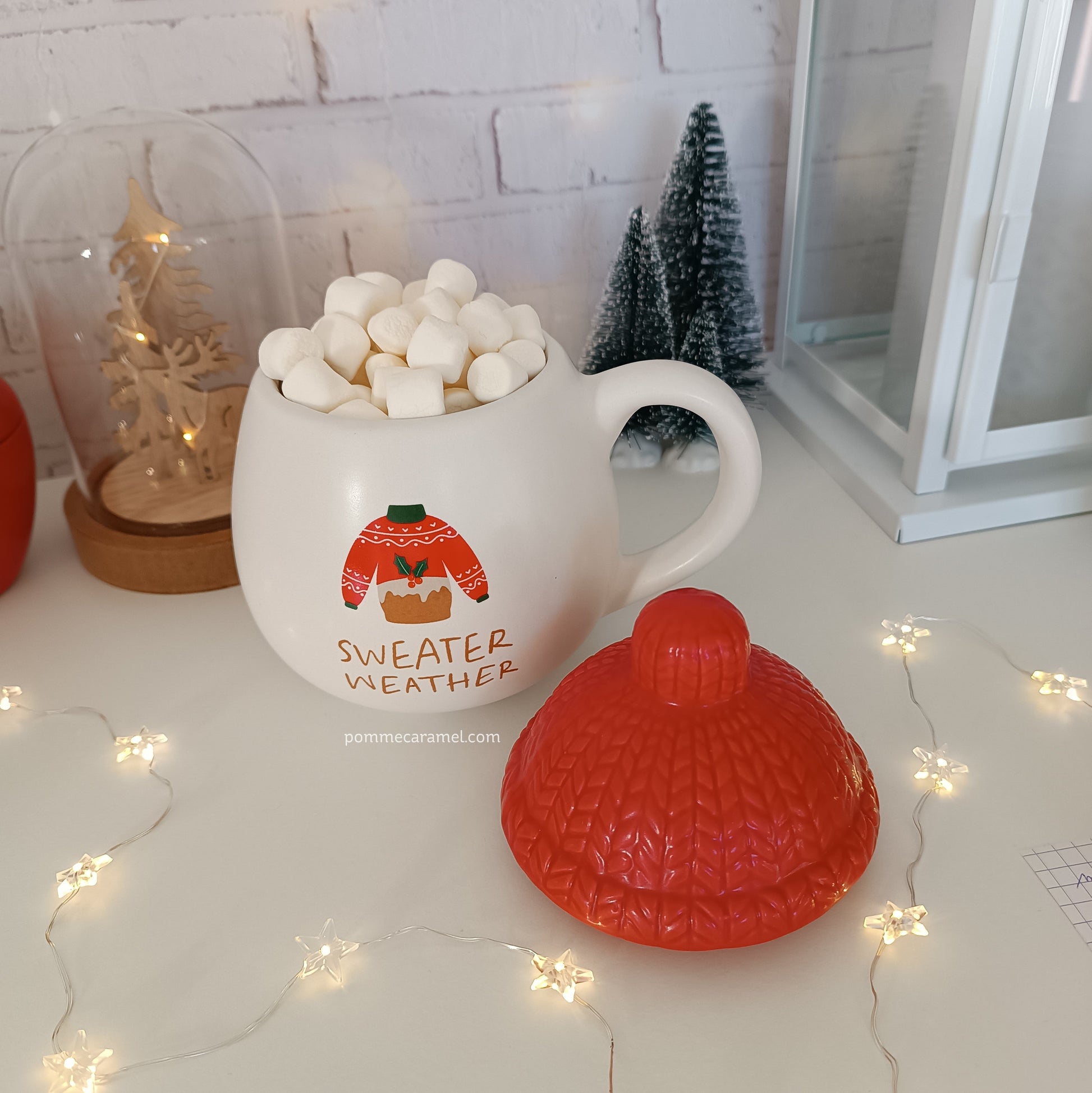 Mug pull et bonnet de Noël Something Different Wholesale