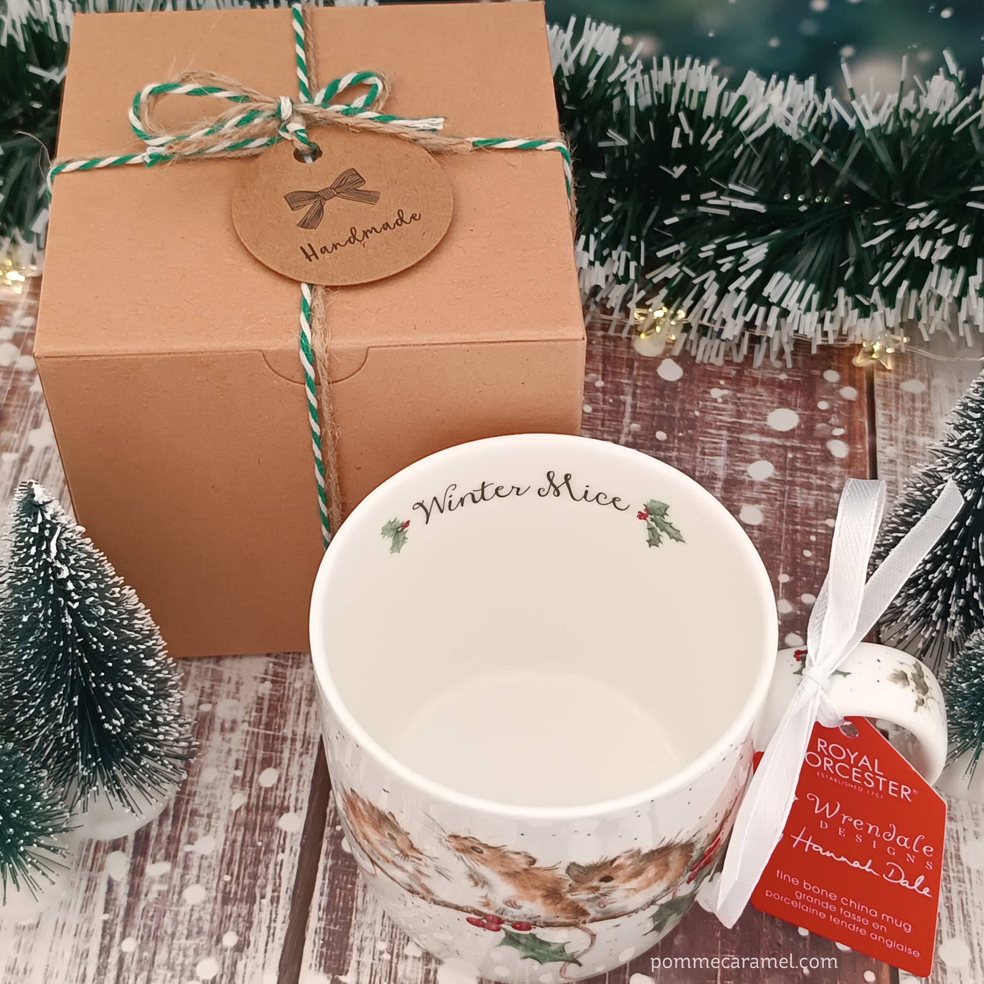 Mug Souris Houx de Noël Wrendale Designs