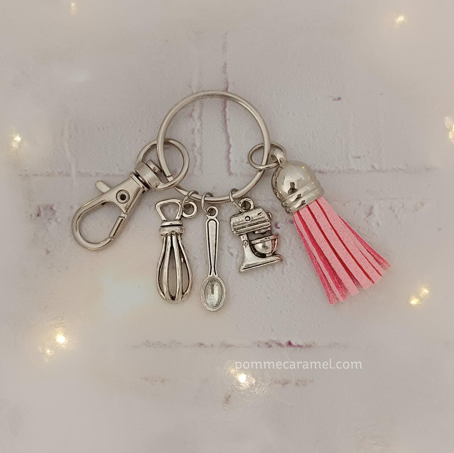 Porte Clés Breloques - Argent Antique - Pâtisserie Couleurs Halloween Pomme Caramel